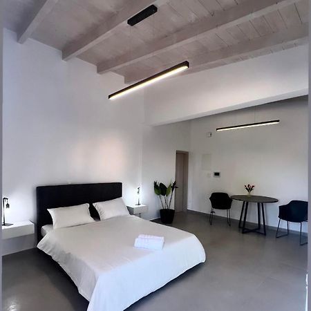 Abuelo Apartment II Артеміда Екстер'єр фото