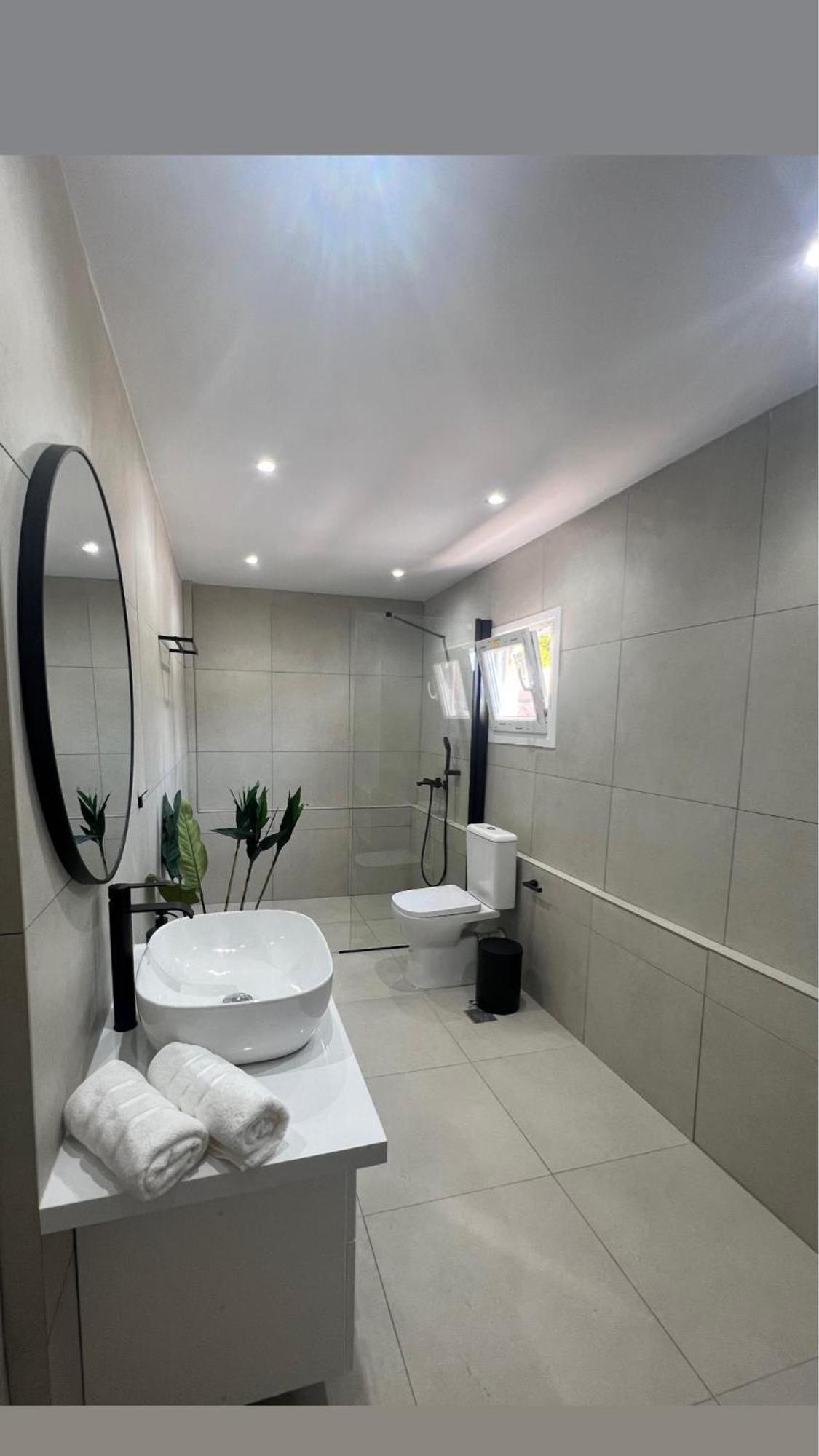 Abuelo Apartment II Артеміда Екстер'єр фото