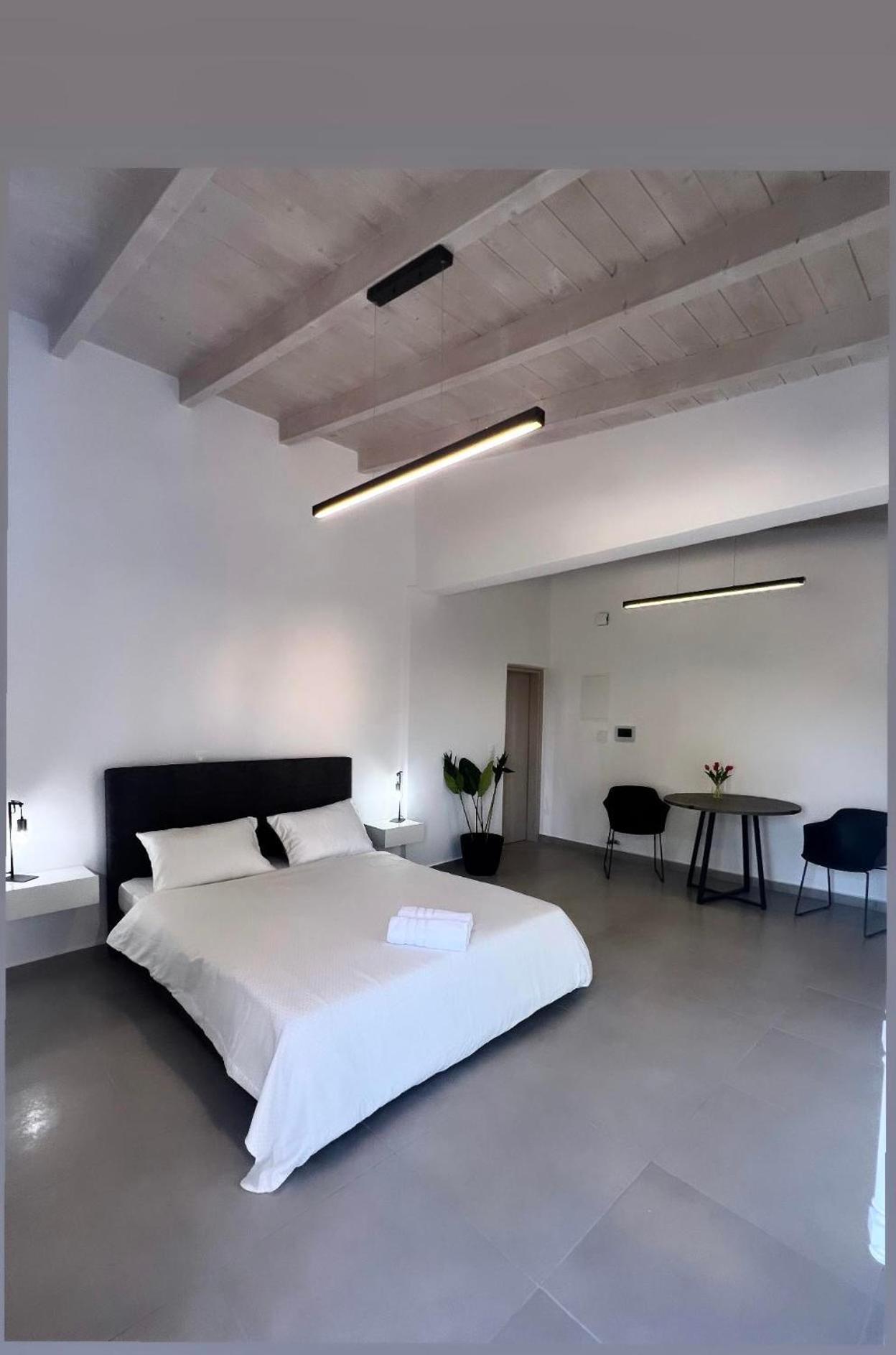 Abuelo Apartment II Артеміда Екстер'єр фото
